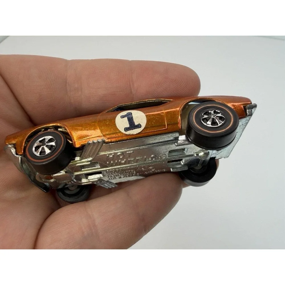 Hot Wheels Original Redline 1969 Vintage Heavy Chevy Orange Light Interior